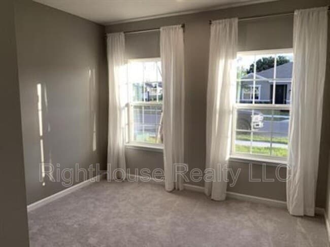 Building Photo - 3638 Lazy River Ter