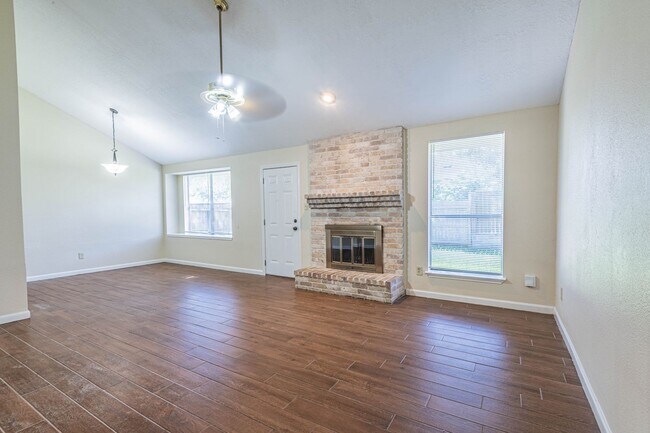 Foto del edificio - 11438 Brook Meadow Dr