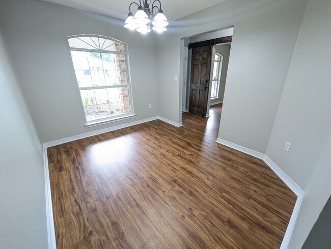 Building Photo - 9939 Parker Lake Cir