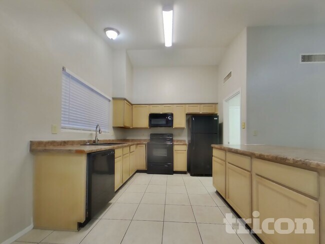 Foto del edificio - 7455 E McLellan Rd