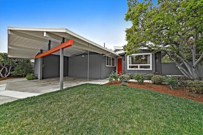 Building Photo - 274 Tennessee Ln