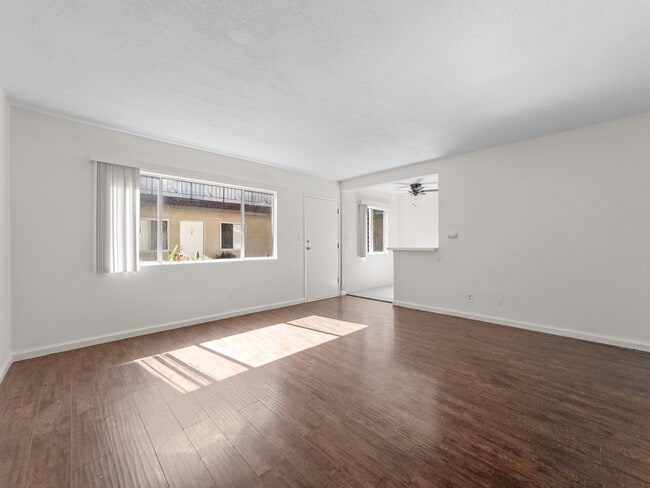 Building Photo - 4533 Pickford St