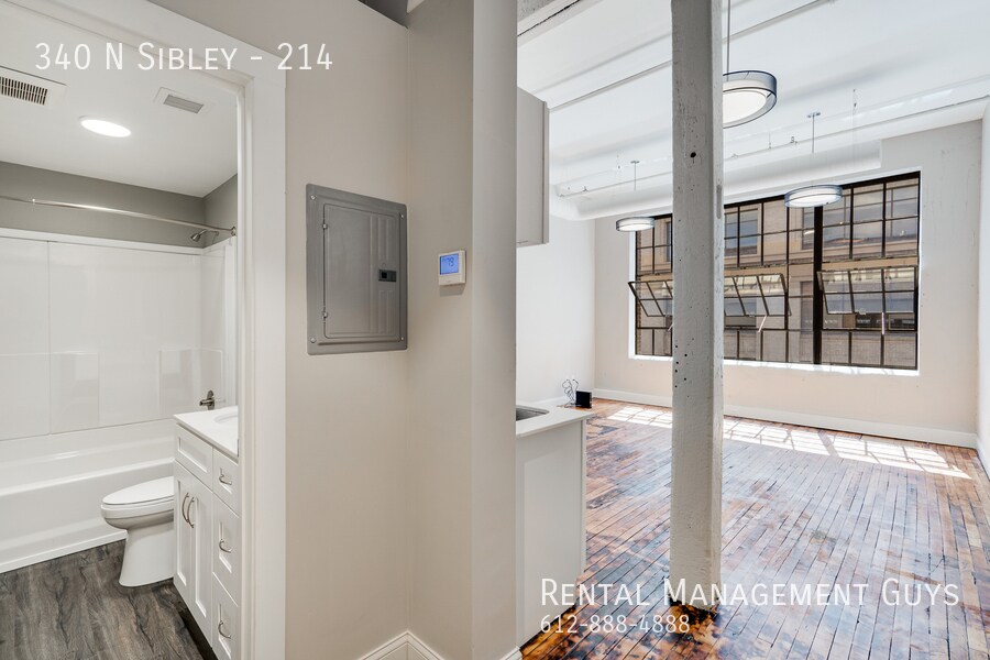 Foto del edificio - 340 N Sibley-214