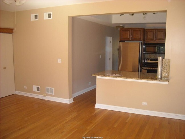 Building Photo - 2706 N Wayne Ave