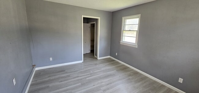 Building Photo - 537 S Lulu St