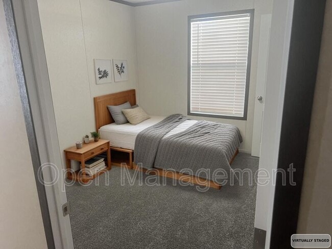 Building Photo - 1101 3rd Ave E