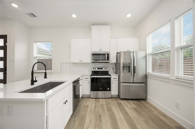 Foto del edificio - 8508 Wileyvale Rd