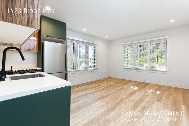 Foto del edificio - 1423 Ridge Way