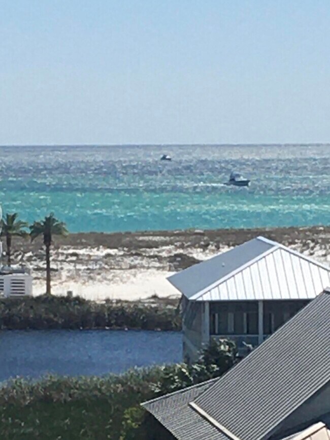Foto del edificio - 480 Gulf Shore Dr