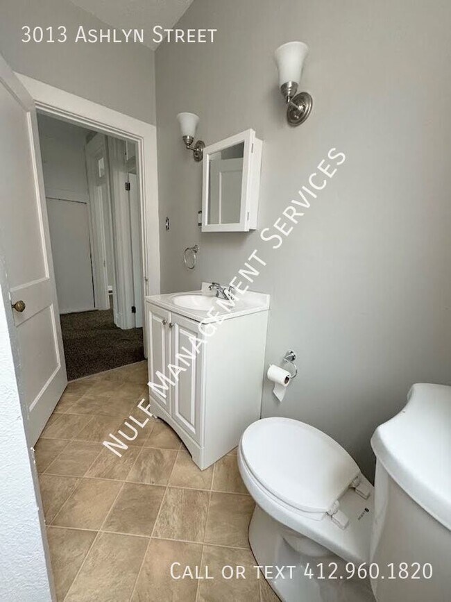 Building Photo - 4 Bed, 1 Bath House in Sheraden