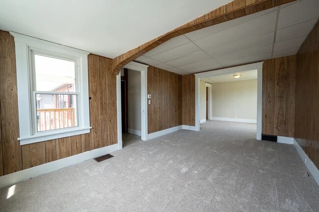 Foto del edificio - 15 Andrews Ave