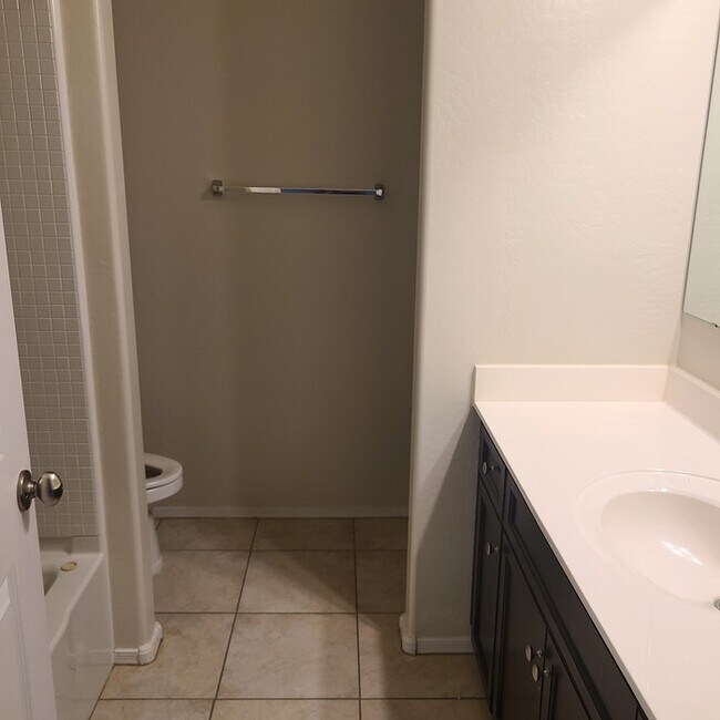 Foto del edificio - 3703 N 298th Dr