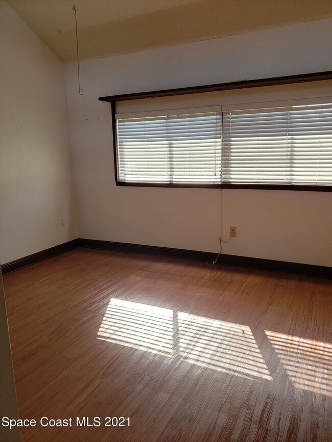 Foto del edificio - 206 Pierce Ave