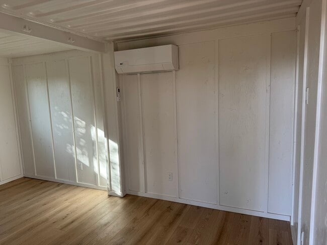 Foto del edificio - 2210 E Alvarado St