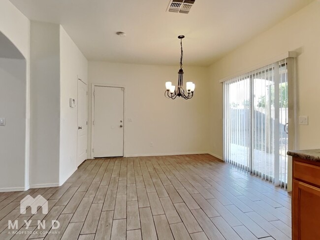 Building Photo - 3745 W Medlock Dr