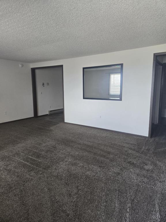 Building Photo - 7020 Green Meadow Dr