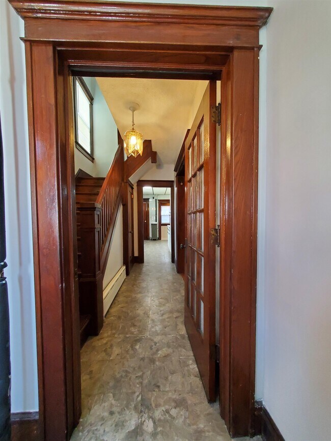 Building Photo - 7606 Smith Ave