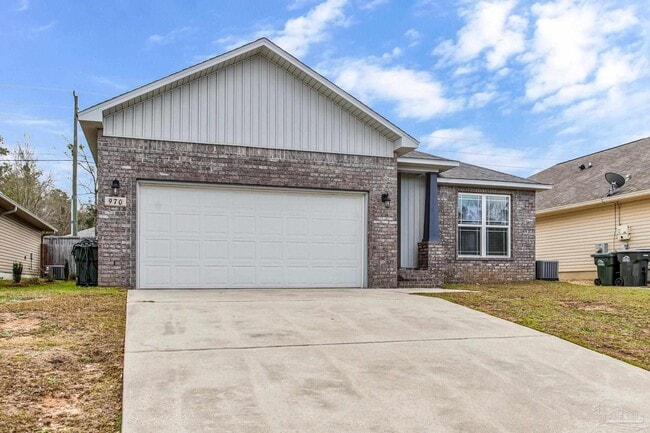 Building Photo - 970 John Deere Ln