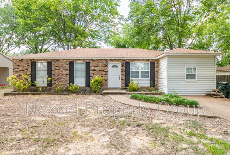 Primary Photo - 2248 Colonial Hills Dr