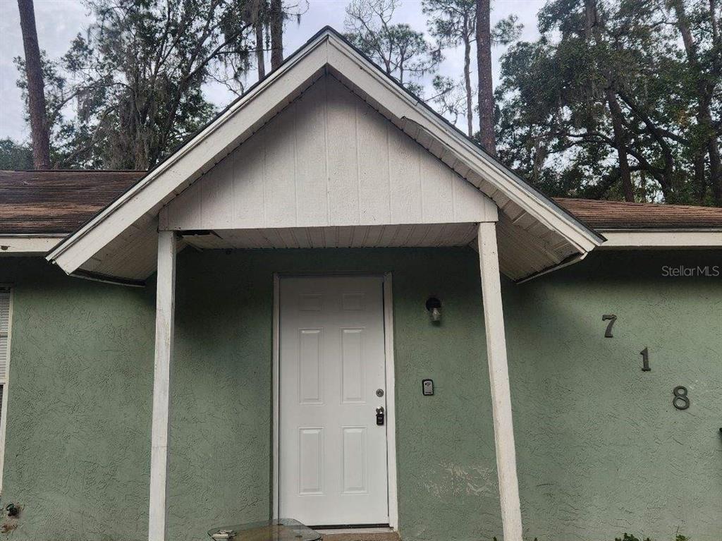 718 Pineville Ln, Lakeland, FL 33810 Townhome Rentals in Lakeland FL