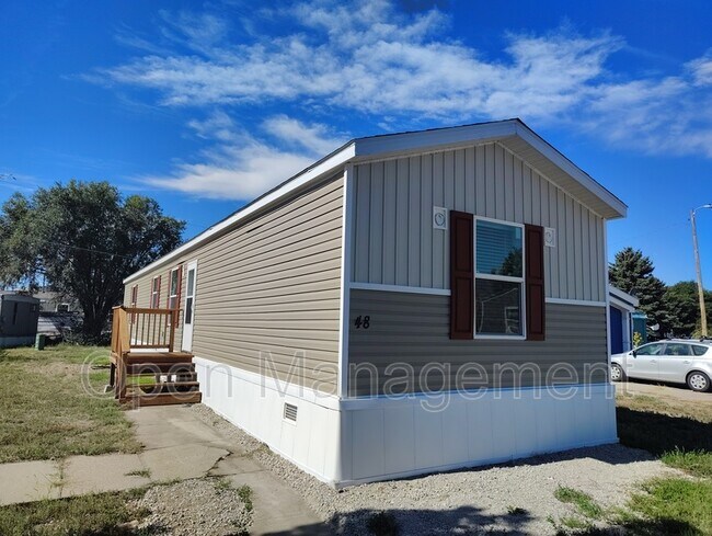 Building Photo - 48 Marcus Dr