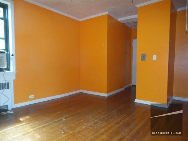 Building Photo - 6337 Austin St