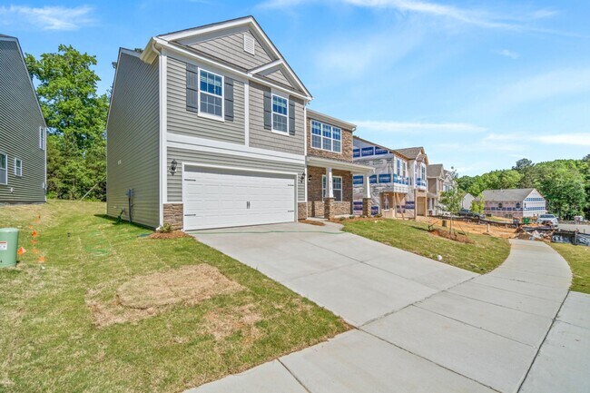 Foto del edificio - Brand New 5 Bedroom 3 full baths