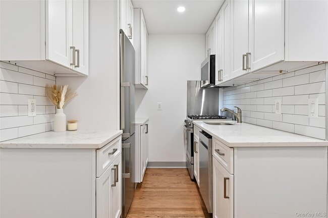 Building Photo - 5823 Fieldston Rd