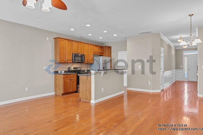 Foto del edificio - 237 Murray Glen Dr