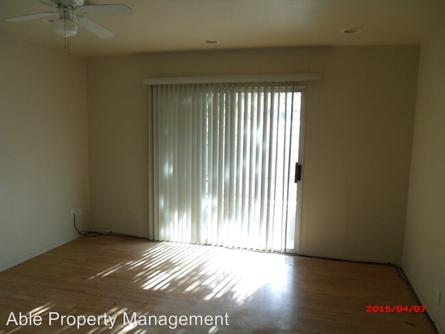 Building Photo - 3 br, 2 bath House - 8119 Tamarisk Rd