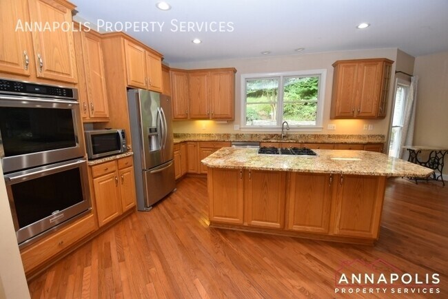 Building Photo - 3571 old trail road