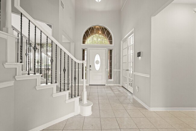 Foto del edificio - 18910 Rustling Ridge Dr