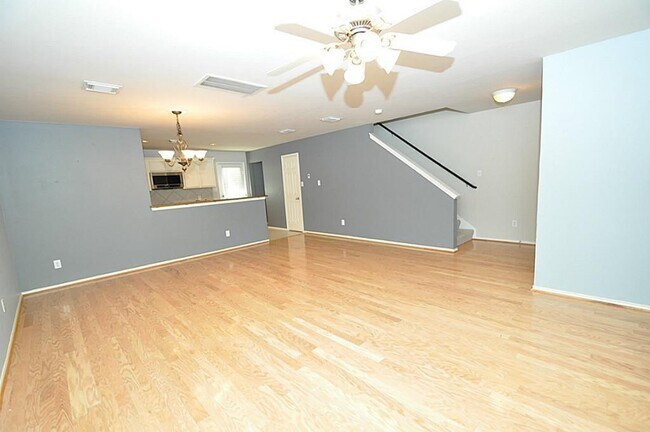 Foto del edificio - 1421 W 26th St