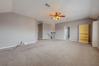 Building Photo - 7710 Eastwood Lake Ln