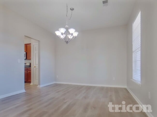 Foto del edificio - 3313 Chastain Landings Ct