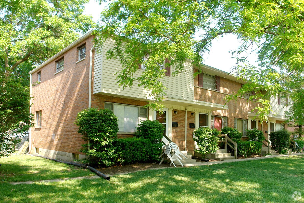 Foto principal - 4953-4959 Fairway Ct