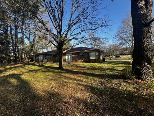 Photo - 19245 Tuttle Rd House