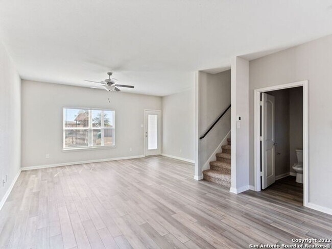 Foto del edificio - 6550 Underwood Way