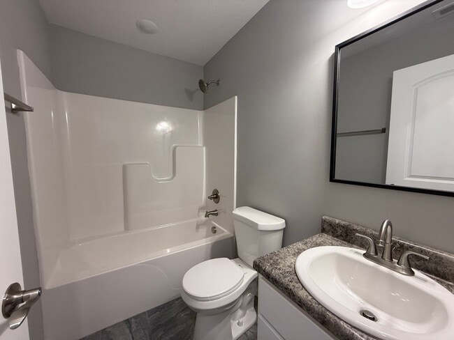 Foto del edificio - New Construction - 3 bedroom, 2 bath home ...