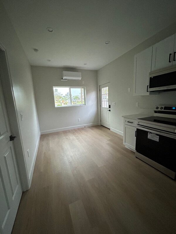 Foto del edificio - 16934 Calahan St