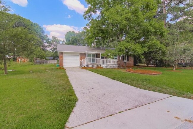 Building Photo - 457 Edgar Cir
