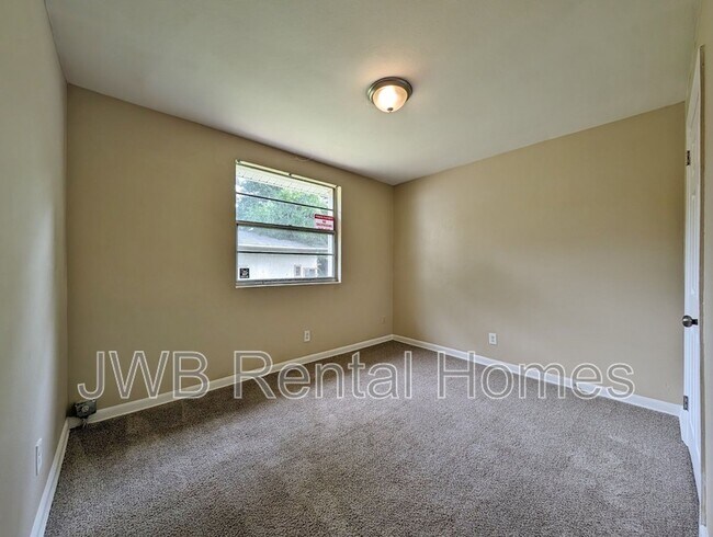 Foto del edificio - 4553 Astral St