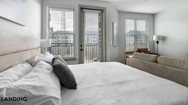 Building Photo - 91 Jensen Dr