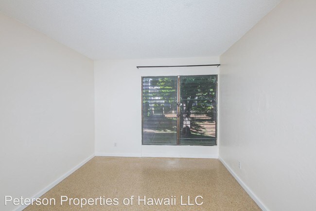 Building Photo - 2 br, 1 bath House - 87-126 Helelua St. #D101