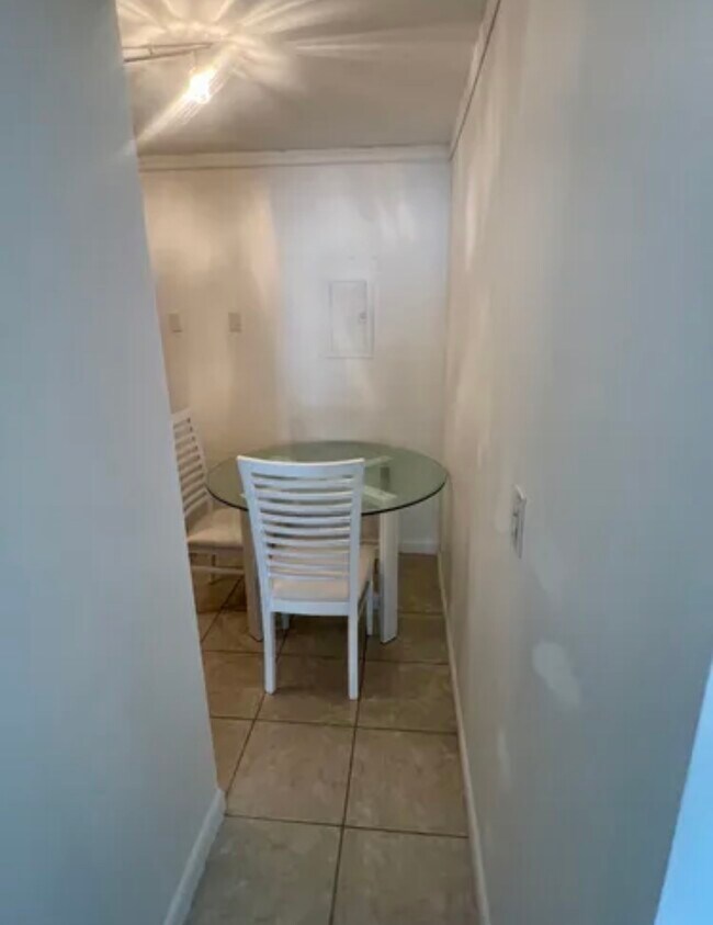 Foto del edificio - 2821 NE 163rd St