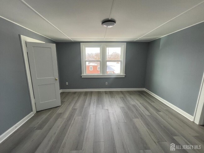 Building Photo - 7 Bound Brook Ave