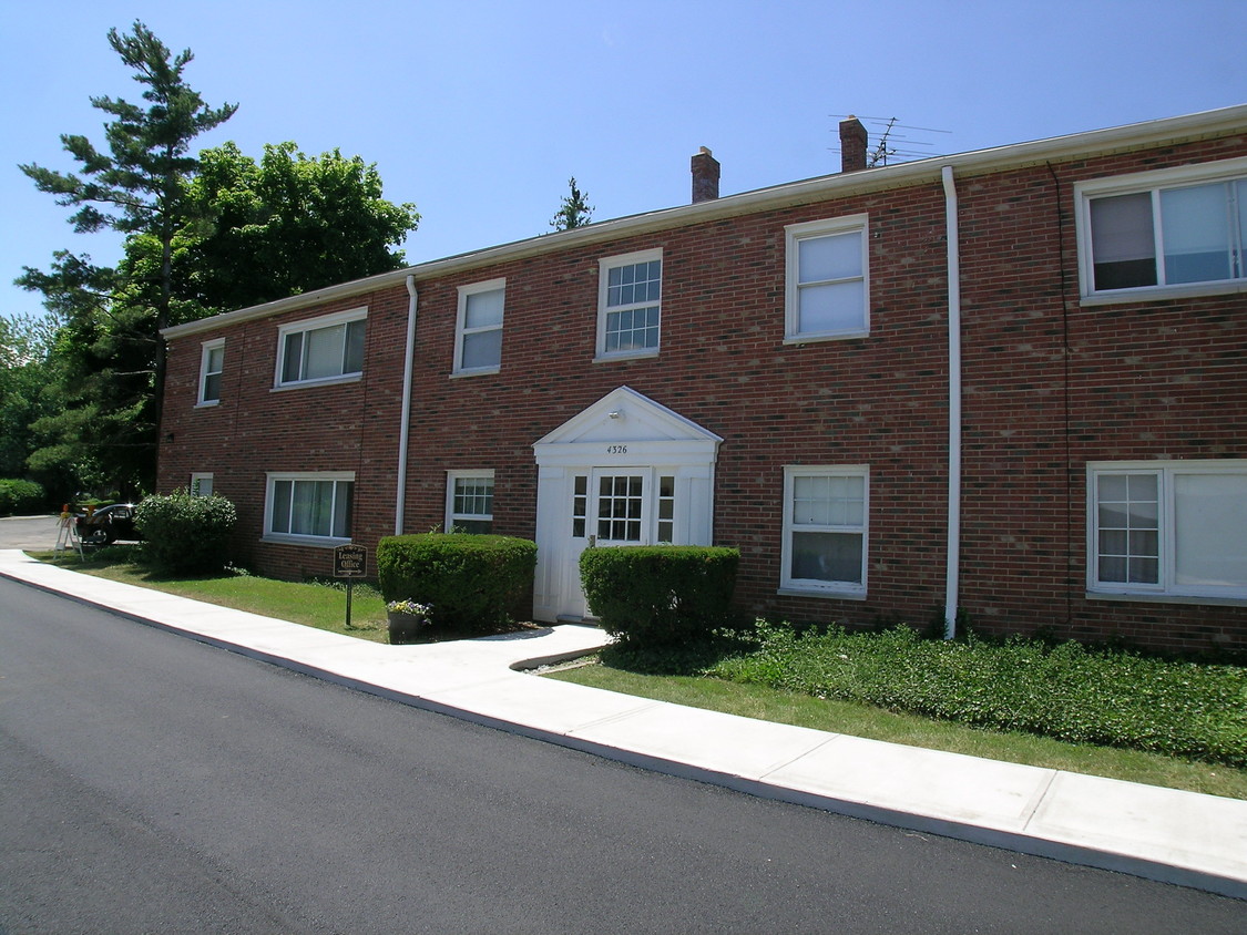 Delridge Colony Apartments