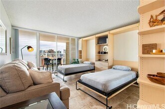 Building Photo - 445 Seaside Ave