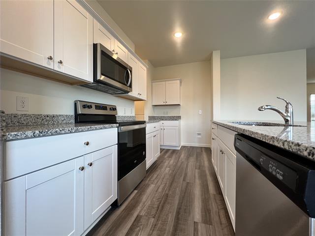 Foto del edificio - 720 Cedar Elm Dr