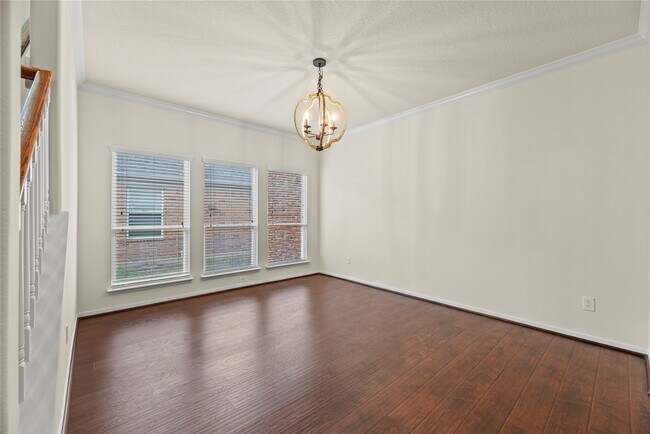Foto del edificio - 15403 Redbud Dale Ct
